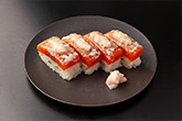 信州サーモンの押し寿司 酢重ダイニング ザ・スプラジール横浜（和食）